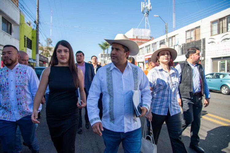 Presentó Carlos Manzo 98 denuncias penales por posible corrupción del gobierno de Nacho Campos