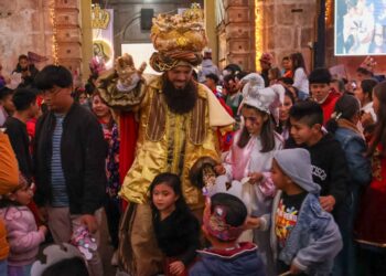 Gran éxito de la Cabalgata de Reyes Magos Pátzcuaro 2025