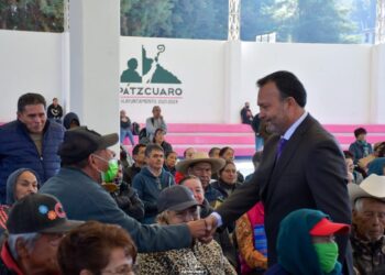 Crece imagen pública del edil patzcuarense Julio Arreola