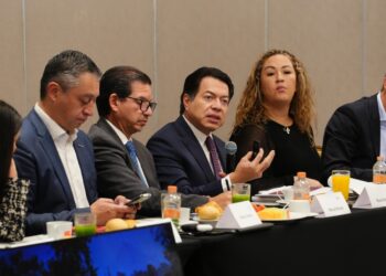 Pide titular de la SEP a Empresas Globales trabajar para alinear sector educativo con economía mexicana