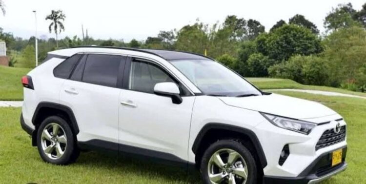 Hoy, otro robo más de vehículo en Uruapan