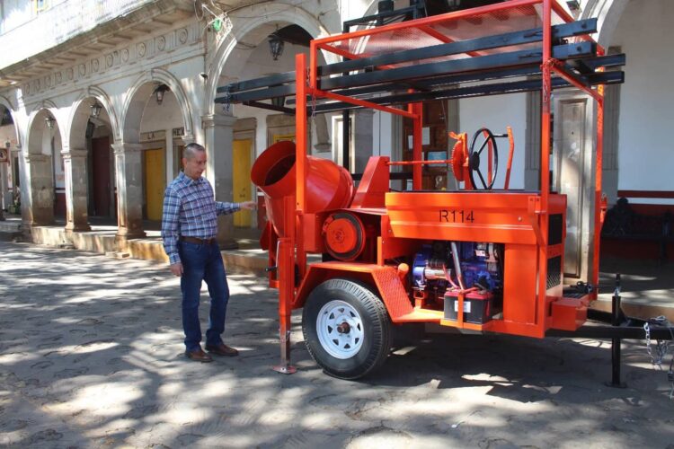 Impulsa Morelos sector de la construcción con nueva maquinaria