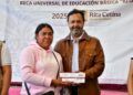 Refuerza Julio Arreola apoyo a la educación en Pátzcuaro