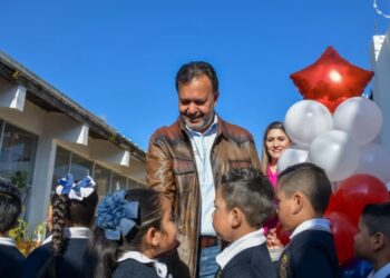 Comprometido con la educación, Julio Arreola refuerza infraestructura escolar en Pátzcuaro