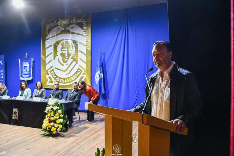 Destaca Julio Arreola legado de Vasco de Quiroga en acto conmemorativo de la UVAQ
