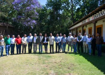 Julio Arreola impulsa la educación ambiental en Pátzcuaro