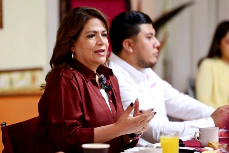 Promueve Fabiola Alanís participación de uruapenses para renovar el poder judicial