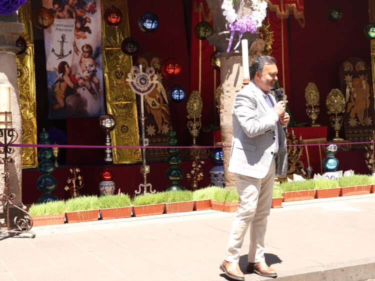 Inicia Pátzcuaro actividades de Semana Santa 2025 al inaugurar Altar Monumental de Dolores