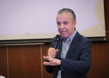 Quedan pocos días para evitar multas y recargos en el pago del refrendo vehicular 2025: Navarro García