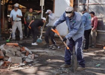 Inicia liberación de Plaza Gertrudis Bocanegra en Pátzcuaro
