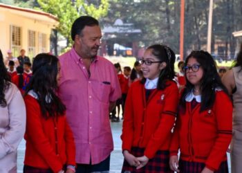Inaugura Julio Arreola Programa Menstruación Digna 2025