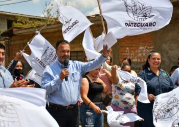 Inicia Julio Arreola obras en colonias Lázaro Cárdenas y Jacarandas