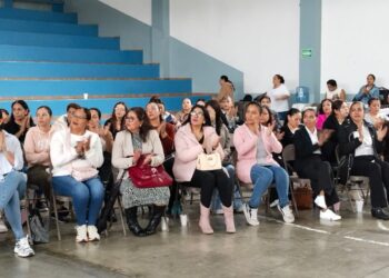Reconocen labor comunitaria en 1er Encuentro de Comités de Participación Social en Salud