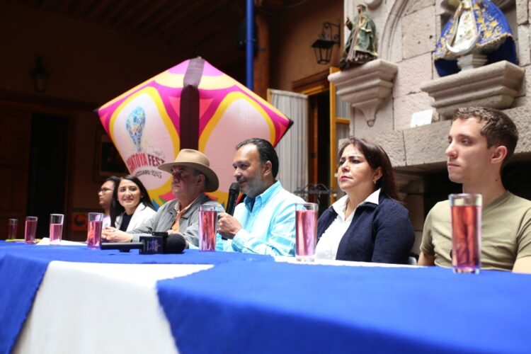 Presenta Julio Arreola Cantoya Fest 2025: más grande, más colorido y con Río Roma en Pátzcuaro