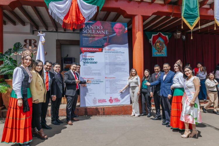 Encabeza Dayana Pérez inicio de Fiestas Patrias 2025 con Bando Solemne