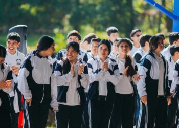 Entrega Dayana Pérez 20 toneladas de cemento al Instituto Luis Guerrero Esparza