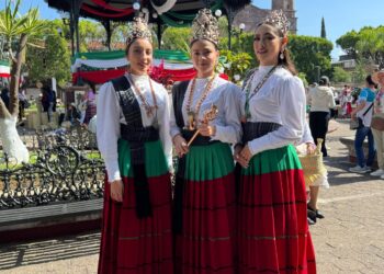 Valora y reconoce Dayana Pérez trabajo de artesanos en su día