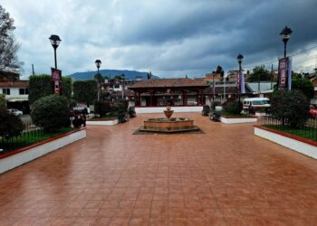 Reafirma Dayana Pérez respeto a la autodeterminación en Opopeo