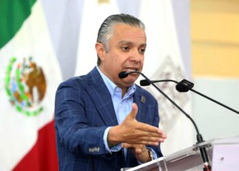 Realizados más de 1 millón de refrendos vehiculares en 9 meses: Luis Navarro