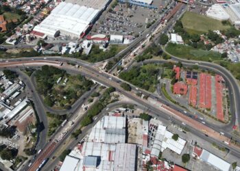 Distribuidor vial salida a Pátzcuaro, con 54% de avance