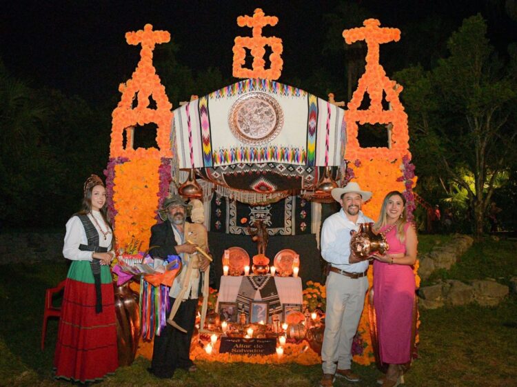 Santa Clara del Cobre y Zirahuén representan a Michoacán en Festival la Vida y la Muerte en Xcaret