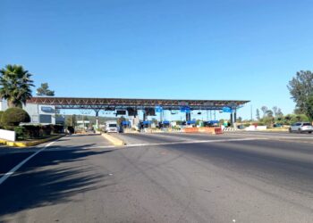 Libre tránsito vechicular en autopistas de Michoacán; Segob se mantiene alerta