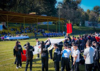 Inaugura Dayana Pérez Juegos Deportivos Escolares de Salvador Escalante