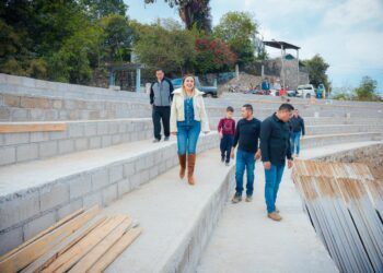 Supervisa Dayana Pérez avance de obra en Agua Verde
