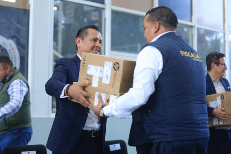 Moderniza FGE equipo de cómputo para mejorar atención ciudadana