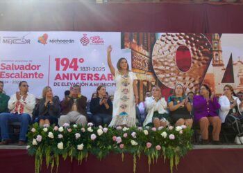 Fortalece Dayana Pérez identidad y gobierno en 194 aniversario del municipio