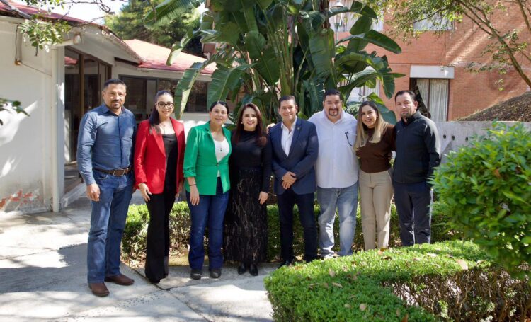 Gestiona Dayana Pérez infraestructura para Salvador Escalante