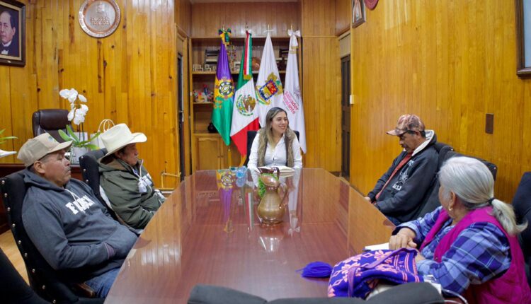 Fortalece Dayana Pérez diálogo con comunidad indígena de Santa Clara del Cobre