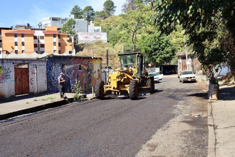 Rehabilita Gobierno de Alejandro Fuerte calle Zaragoza con carpeta asfáltica