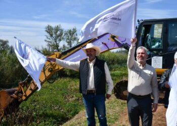 Refrenda Julio Arreola compromiso de Pátzcuaro con rescate del Lago