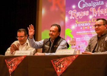 Invita Julio Arreola a vivir la Cabalgata de Reyes Magos en Pátzcuaro el 5 de enero