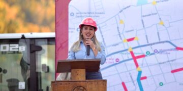 Ofrece Dayana Pérez transparencia y voluntad política a Salvador Escalante