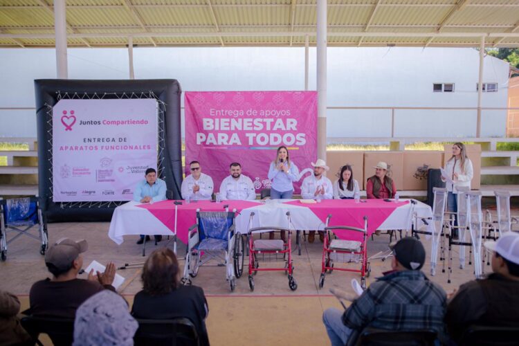 Fortalece Dayana Pérez inclusión con entrega de aparatos de asistencia