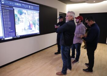 Desde C5i, Bedolla en mesa de seguridad permanente ante bloqueos