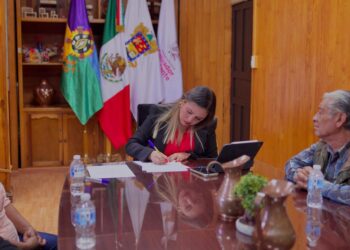 Diálogo y coordinación fortalecen trabajo en Salvador Escalante: Dayana Pérez