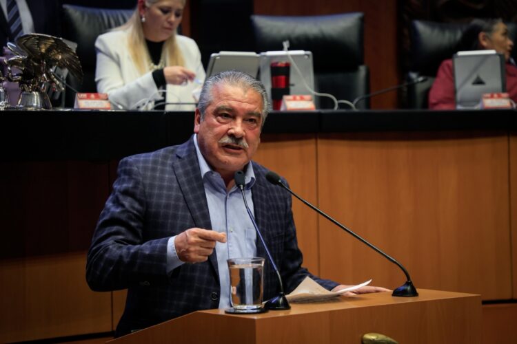 Impulsa Morón reforma para garantizar bienestar integral de la niñez en México