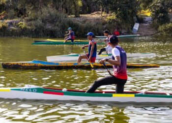 El lago de Pátzcuaro vibrará con las tradicionales regatas de canotaje