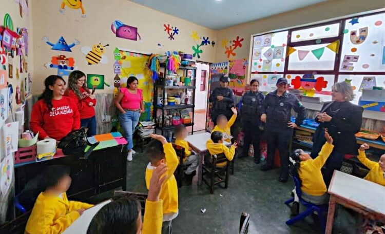 Fomenta Policía de Pátzcuaro valores y prevención entre la niñez