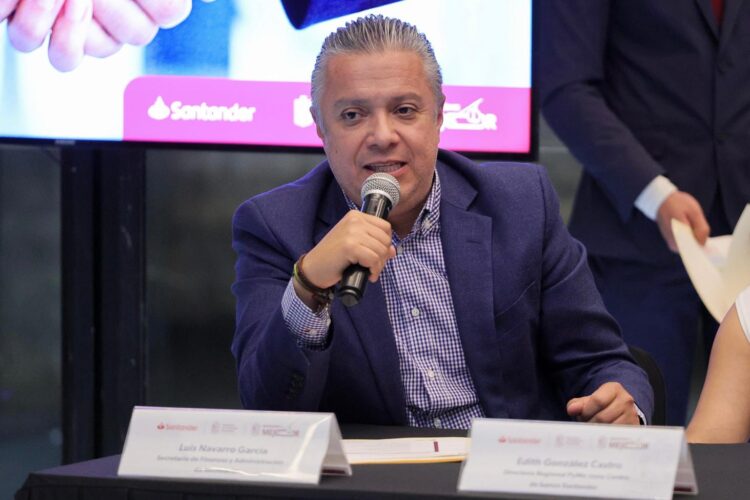 Abril, último mes para pagar refrendo vehicular sin multas ni recargos: Luis Navarro