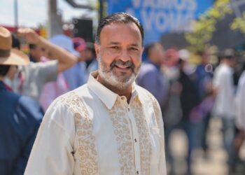 Las obras que valen la pena, cambian la vida de la gente: edil Julio Arreola