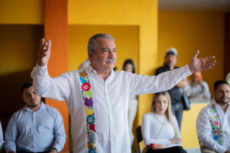 Unidad, única ruta para superar desafíos de Michoacán: Raúl Morón