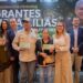 Fortalece Dayana Pérez vínculos familiares con entrega de visas en Salvador Escalante