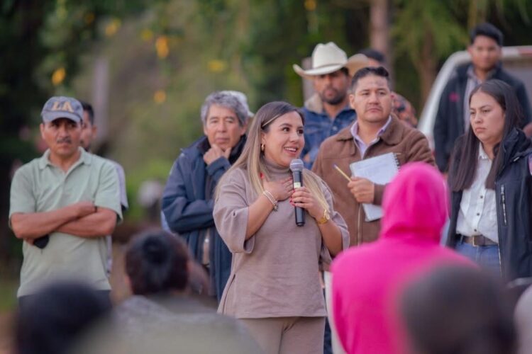 Diálogo y acuerdos para pozo de agua en comunidades de Salvador Escalante