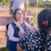 Entrega Dayana Pérez balastre y despensas a comunidades