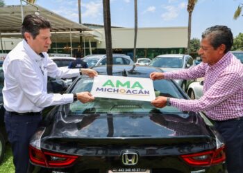 El levantamiento ya comenzó; AMA llegó a Uruapan pisando fuerte