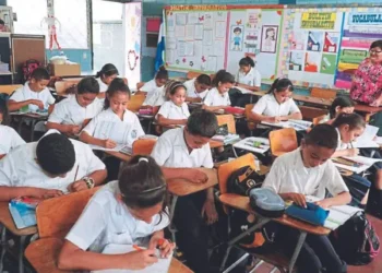 Mantendrá Michoacán calendario escolar oficial; clases concluyen el 15 de julio: Bedolla